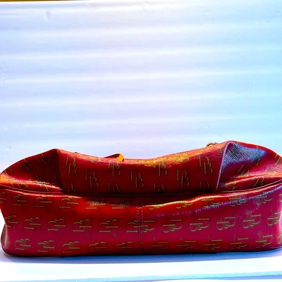Dooney & Bourke Limited Edition 1975 Red /Burgundy Dillen Belvedere Hobo  Bag - Picture 8 of 13